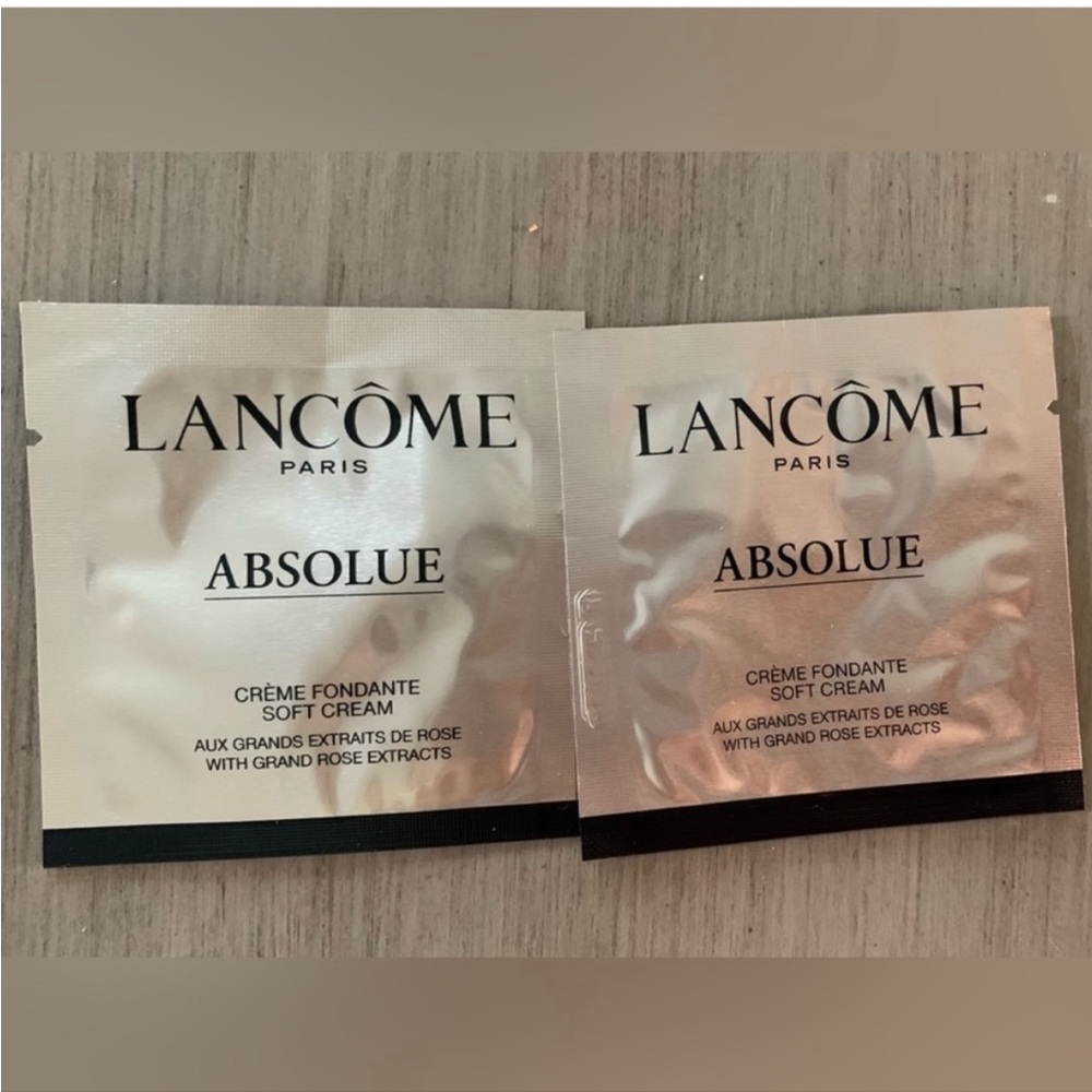 Lancôme LANCOME
PARIS
LANCÔME
PARIS
ABSOLUE